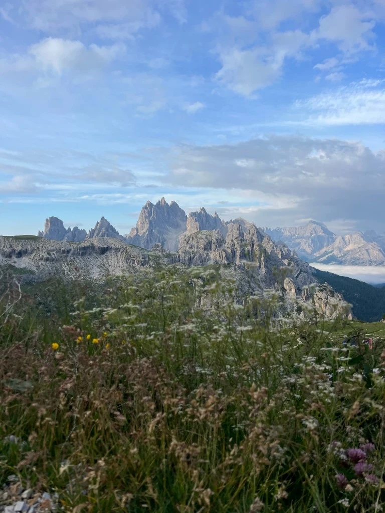 Alpine Berglandschaft — Dolomiten